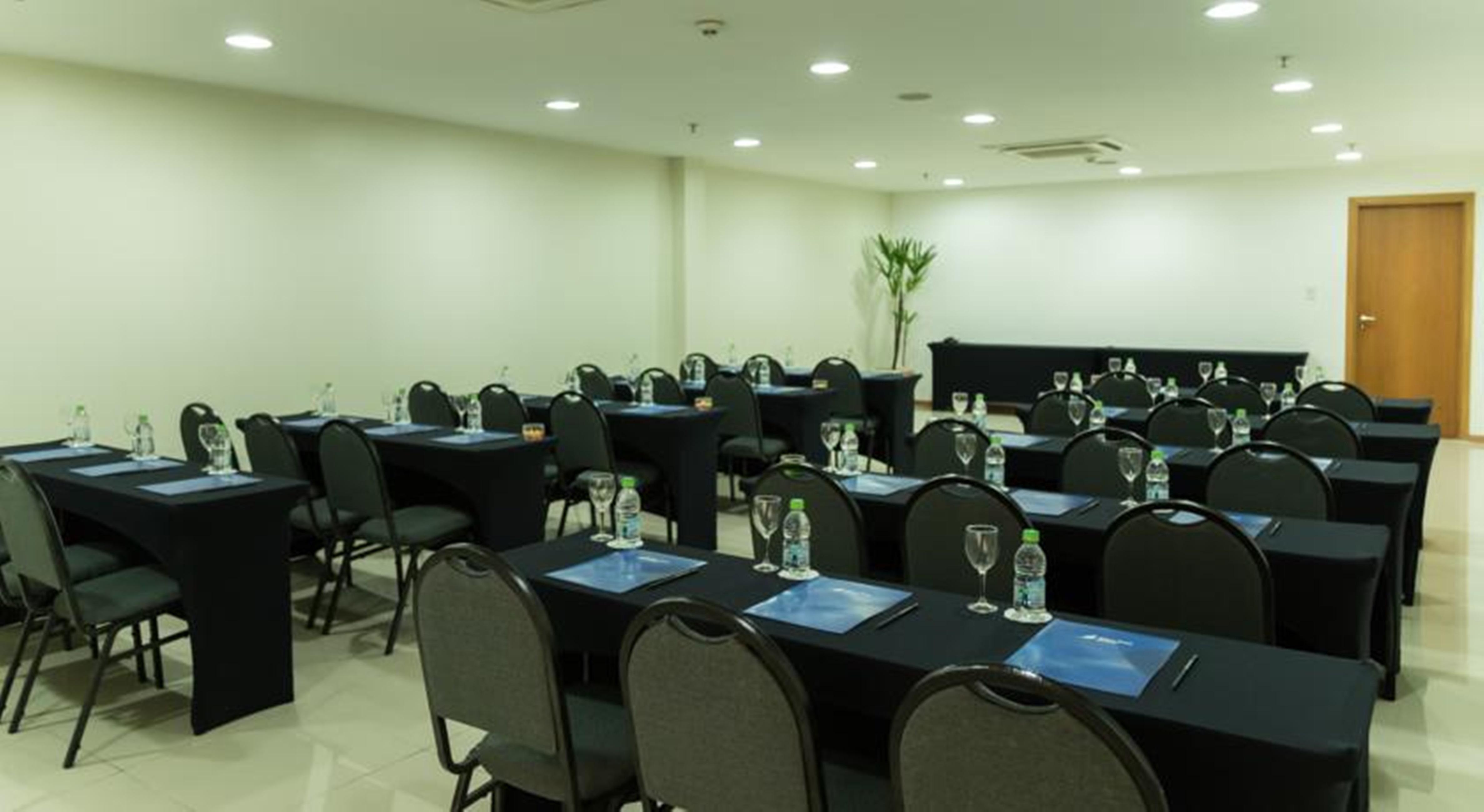 Bluee Tree Premium Manaus Aparthotel Buitenkant foto