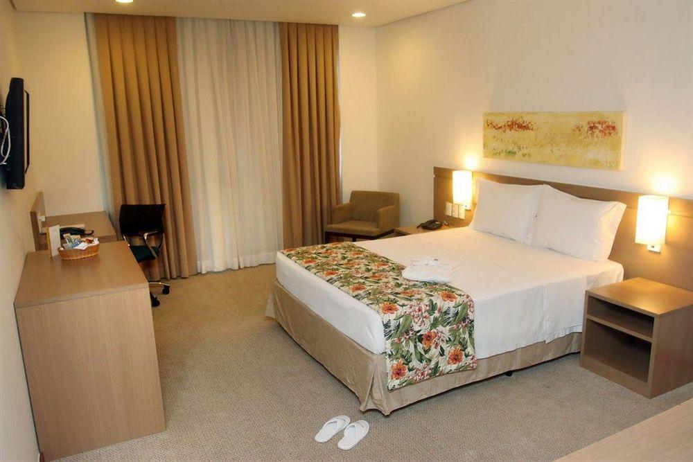 Bluee Tree Premium Manaus Aparthotel Buitenkant foto